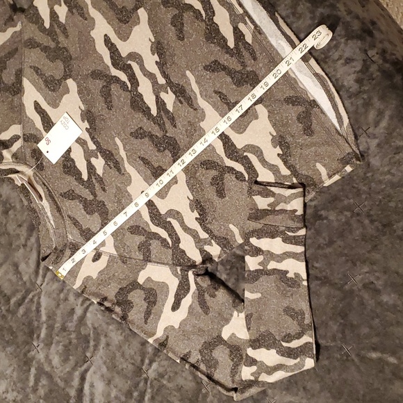 NWT SO camo short - Picture 5 of 7